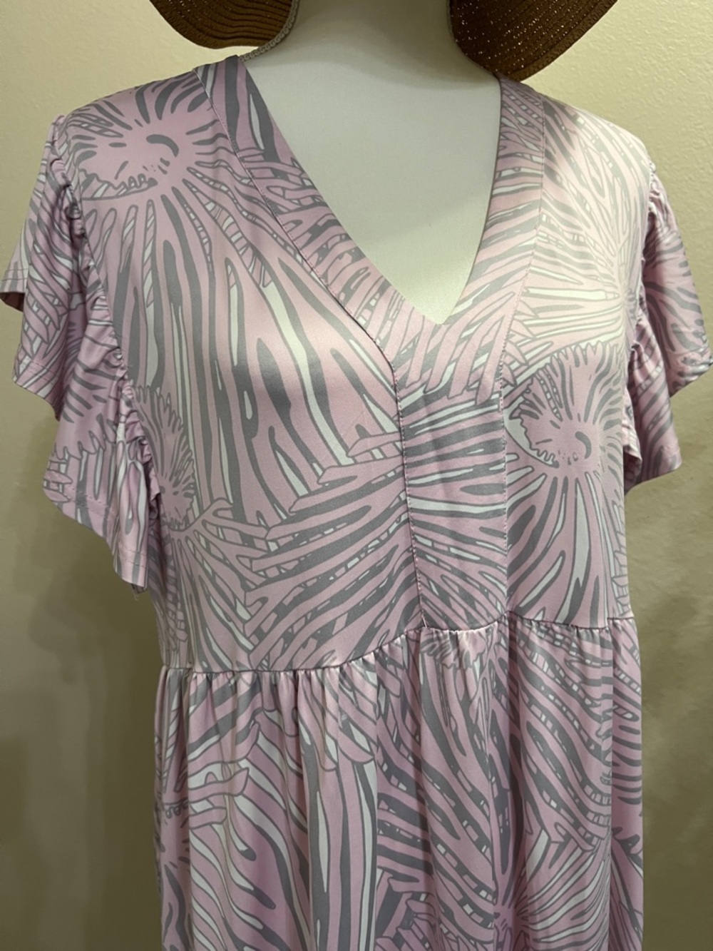 NWT!π La Mer Luxe light pink dress size L - Picture 13 of 16